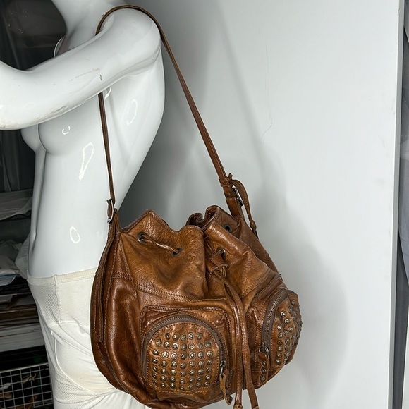 Frye Brooke Studded Drawstring Bucket Bag Purse Brown Leather Shoulder Bag - Picture 2 of 12